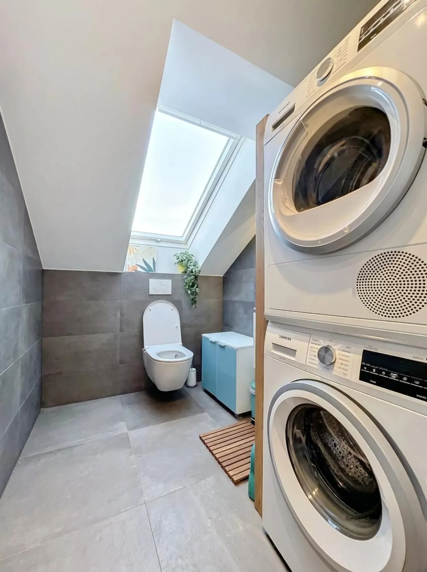 Modern Apartment Near EPFL - Photo 12 of 13