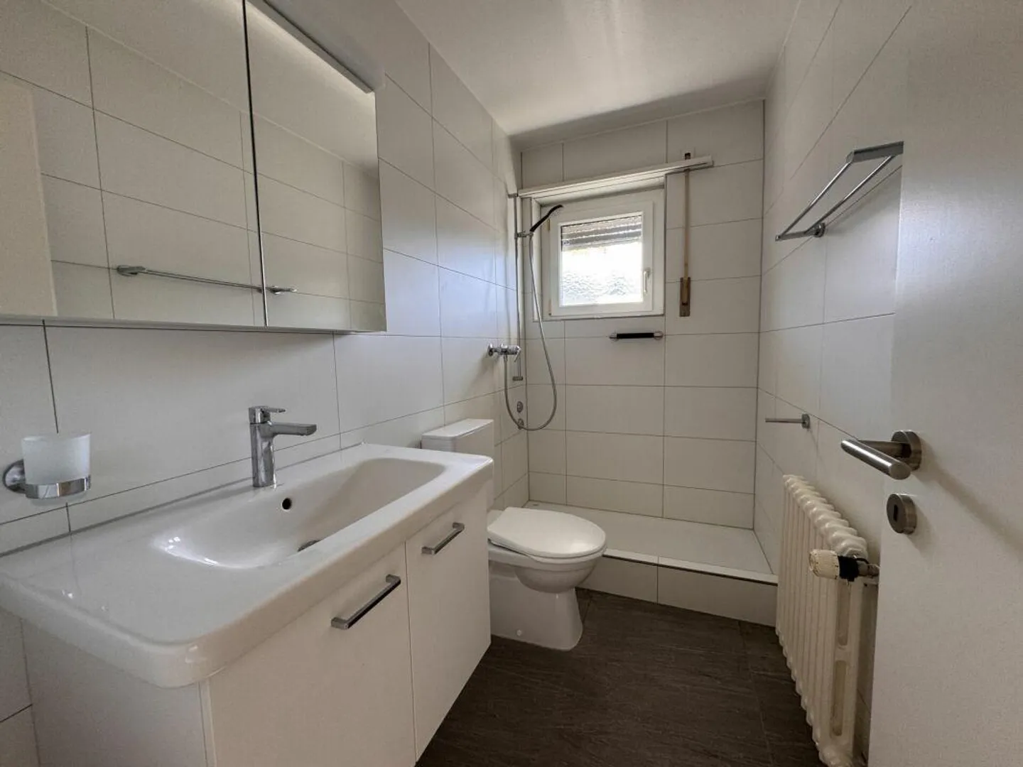 Appartement confortable de 2.0 pièces au 2ème étage - Photo 3 sur 6