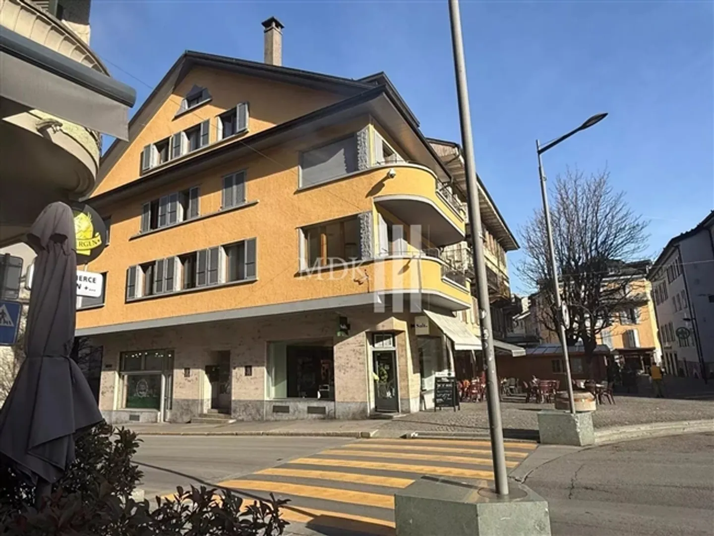«Gewerbeimmobilien zur Miete in der Innenstadt von Monthey» - Foto 2 von 2