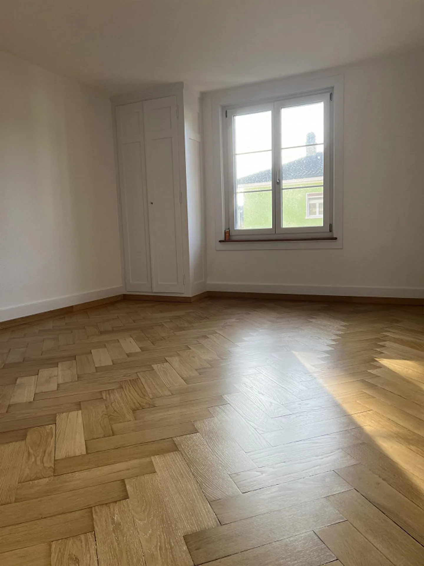 Appartement 2.5 pièces récemment rénové - Photo 4 sur 7