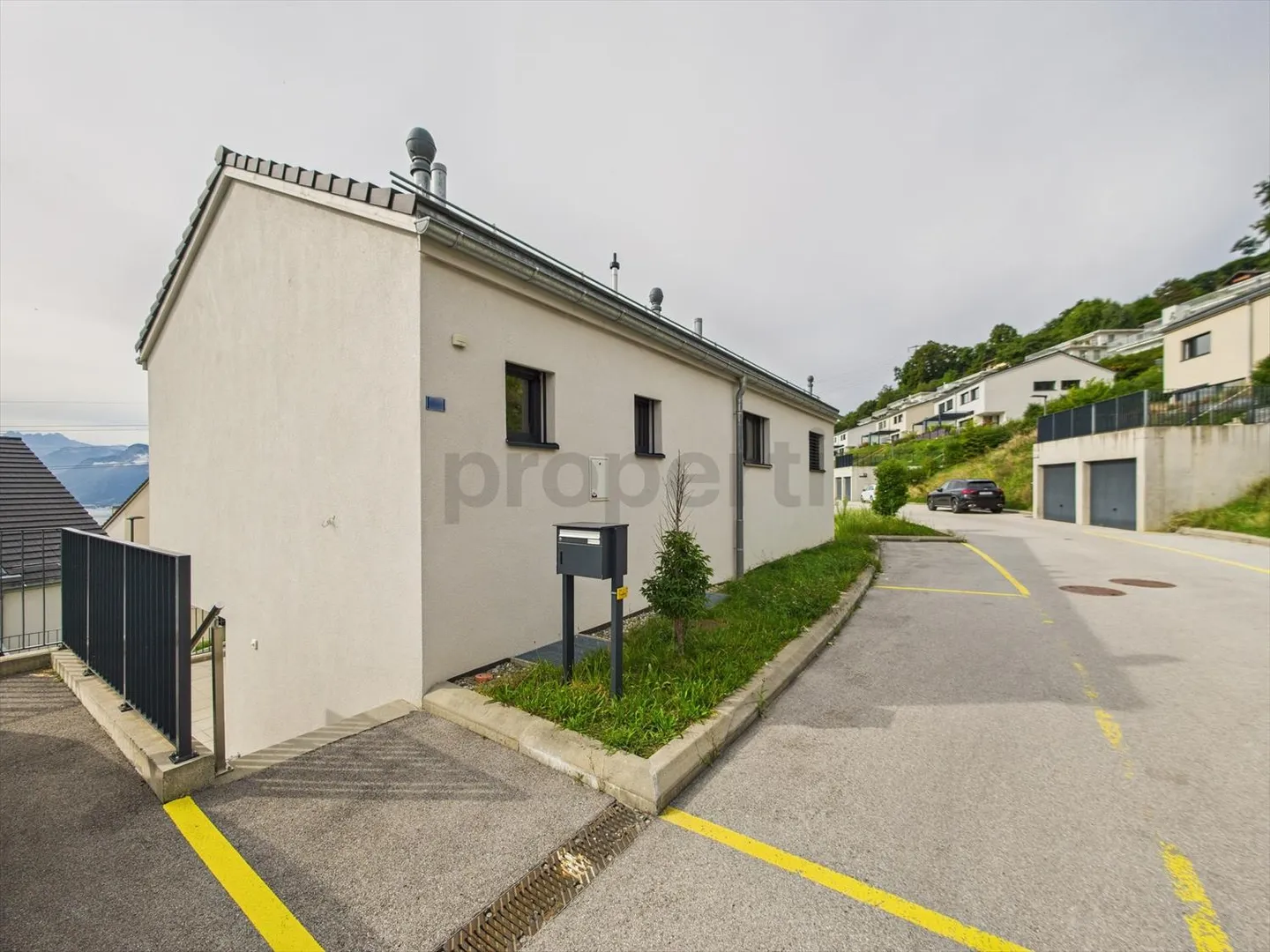 In vendita - Villa indipendente con 4,5 locali a Jongny, cantone di Vaud - Foto 10 di 12