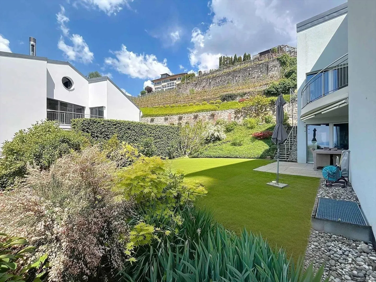 Villa familiare spaziosa con vista mozzafiato sul lago e sulle Alpi - Foto 5 di 10
