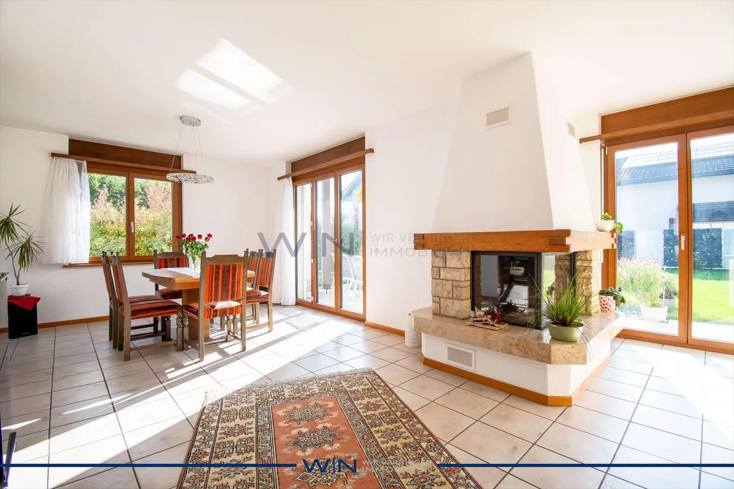 A home like no other - Photo 6 of 13