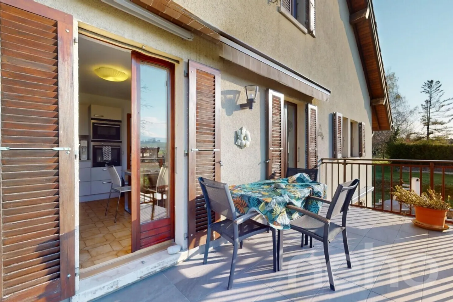 Large 6.5-room flat in absolute peace and quiet in Morges - Photo 7 of 13