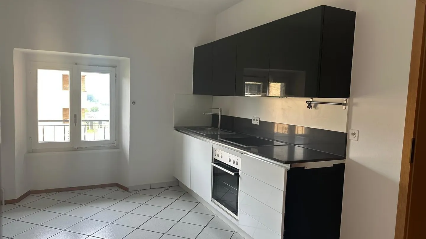 MENDRISIO Appartamento 4.5 stanze nel cuore di Mendrisio - Foto 6 di 8