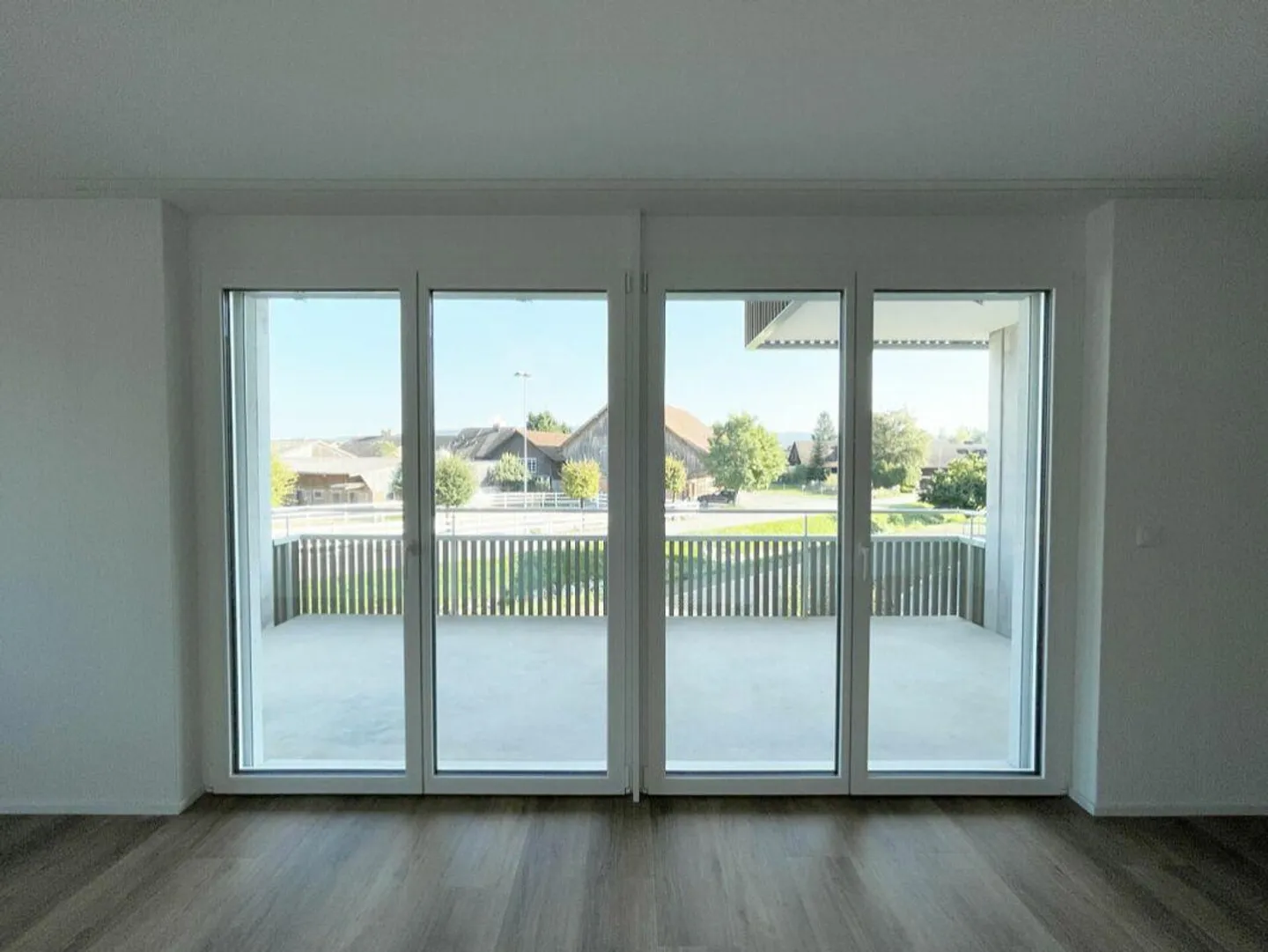 Bright, quiet 4.5-room apartment with spacious terrace - Photo 3 of 13