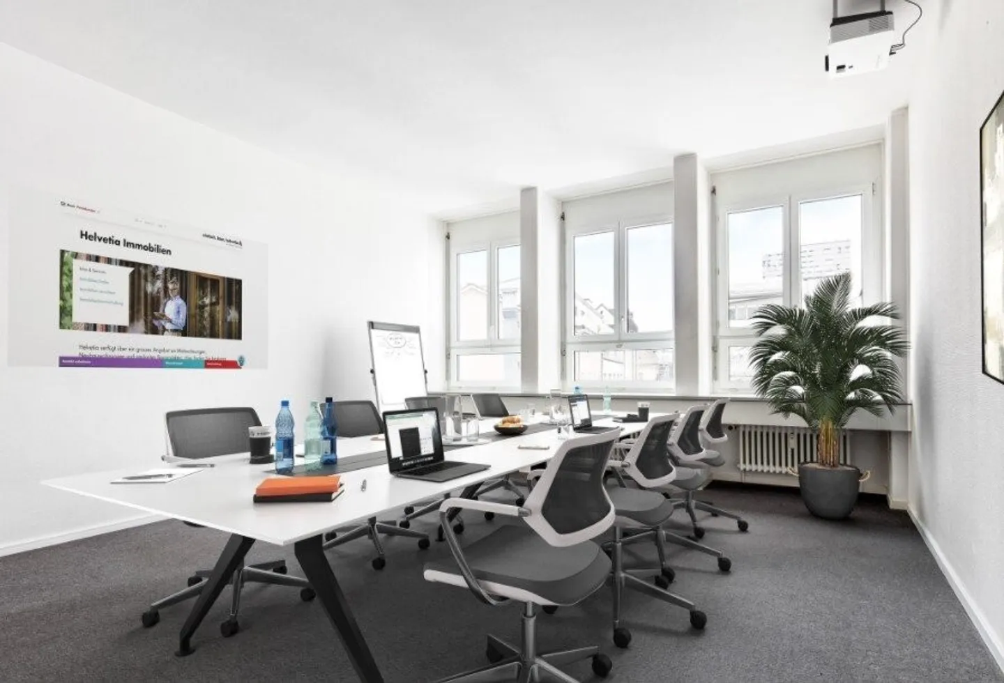 Office space for rent - Photo 1 of 6