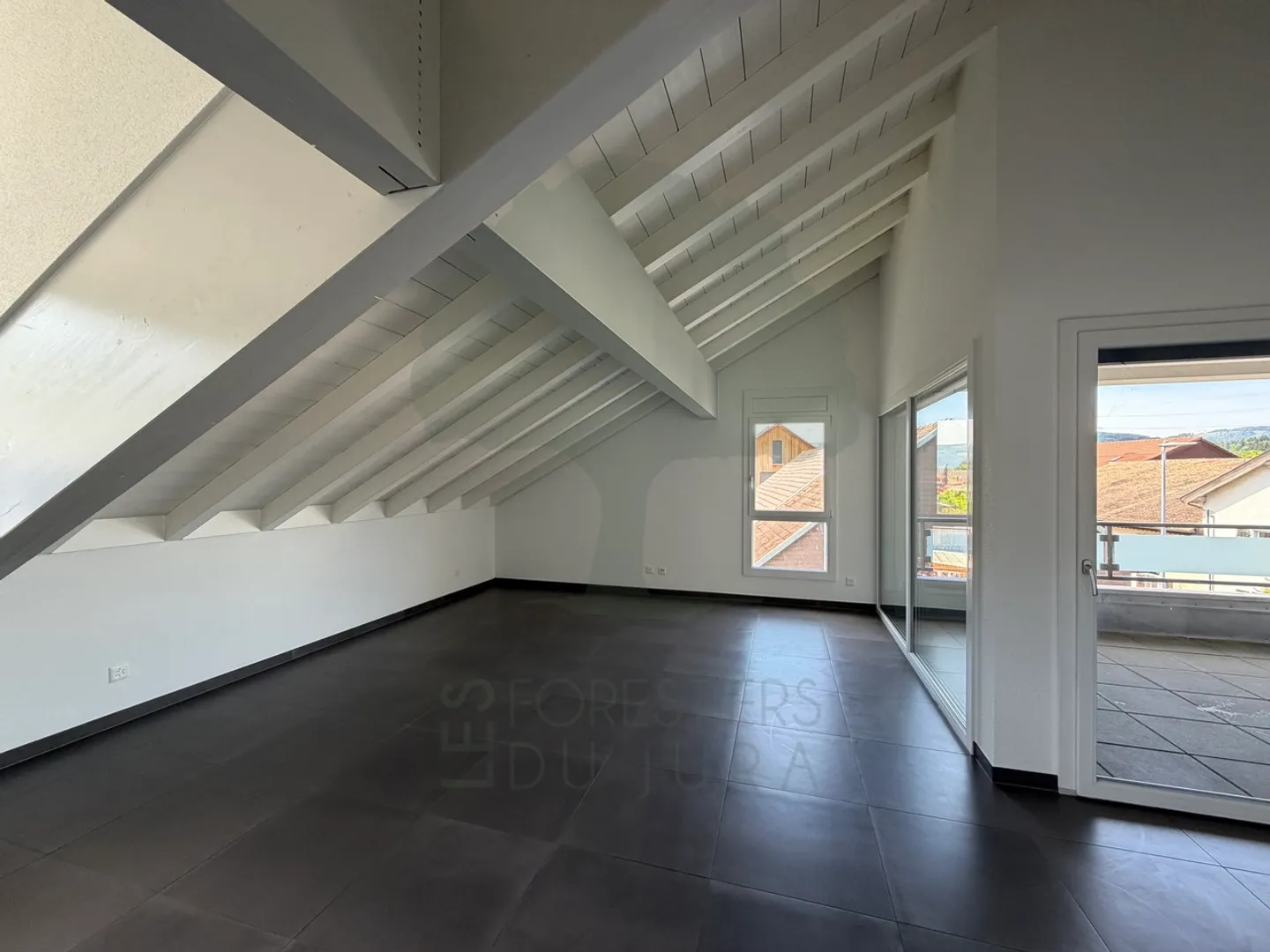 Wunderschöne 4.5 Zimmer Minergie Wohnung mit Terrasse - Foto 9 von 24