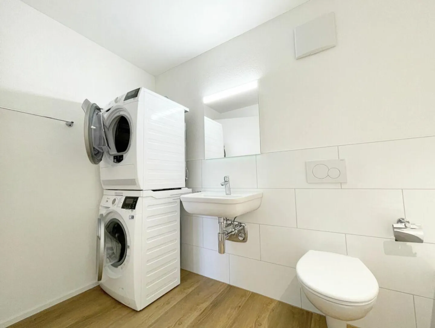 Bright, quiet 4.5-room apartment with spacious terrace - Photo 8 of 13