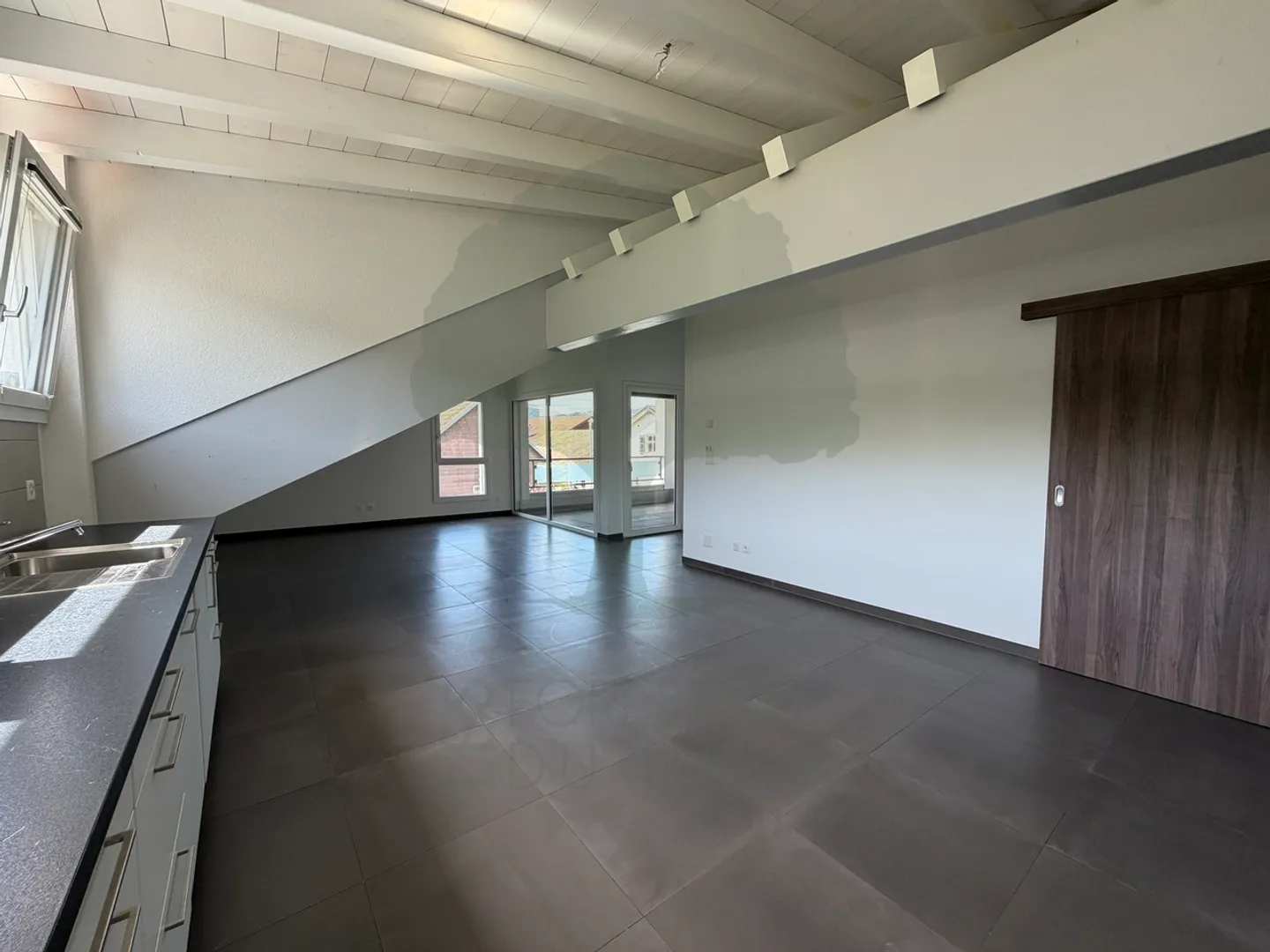 Wunderschöne 4.5 Zimmer Minergie Wohnung mit Terrasse - Foto 20 von 24