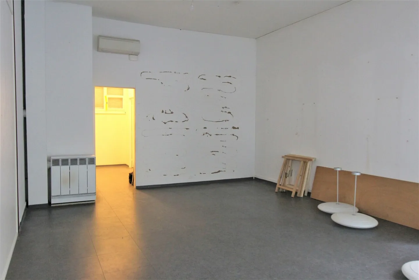 Commercial space for rent in the center of Sierre - Photo 6 of 11