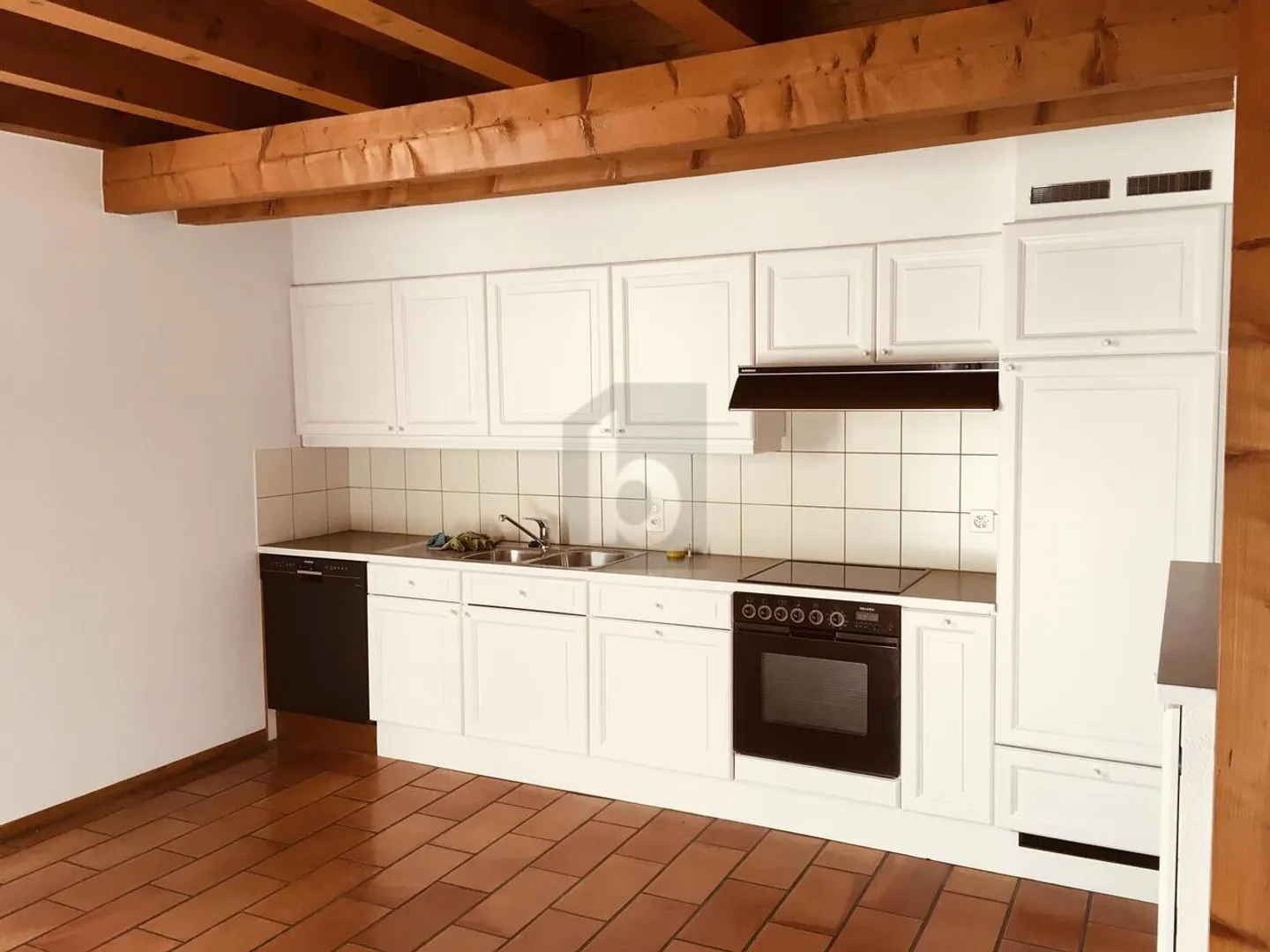 DUPLEX DI CARATTERE ECCEZIONALE! - Foto 4 di 6