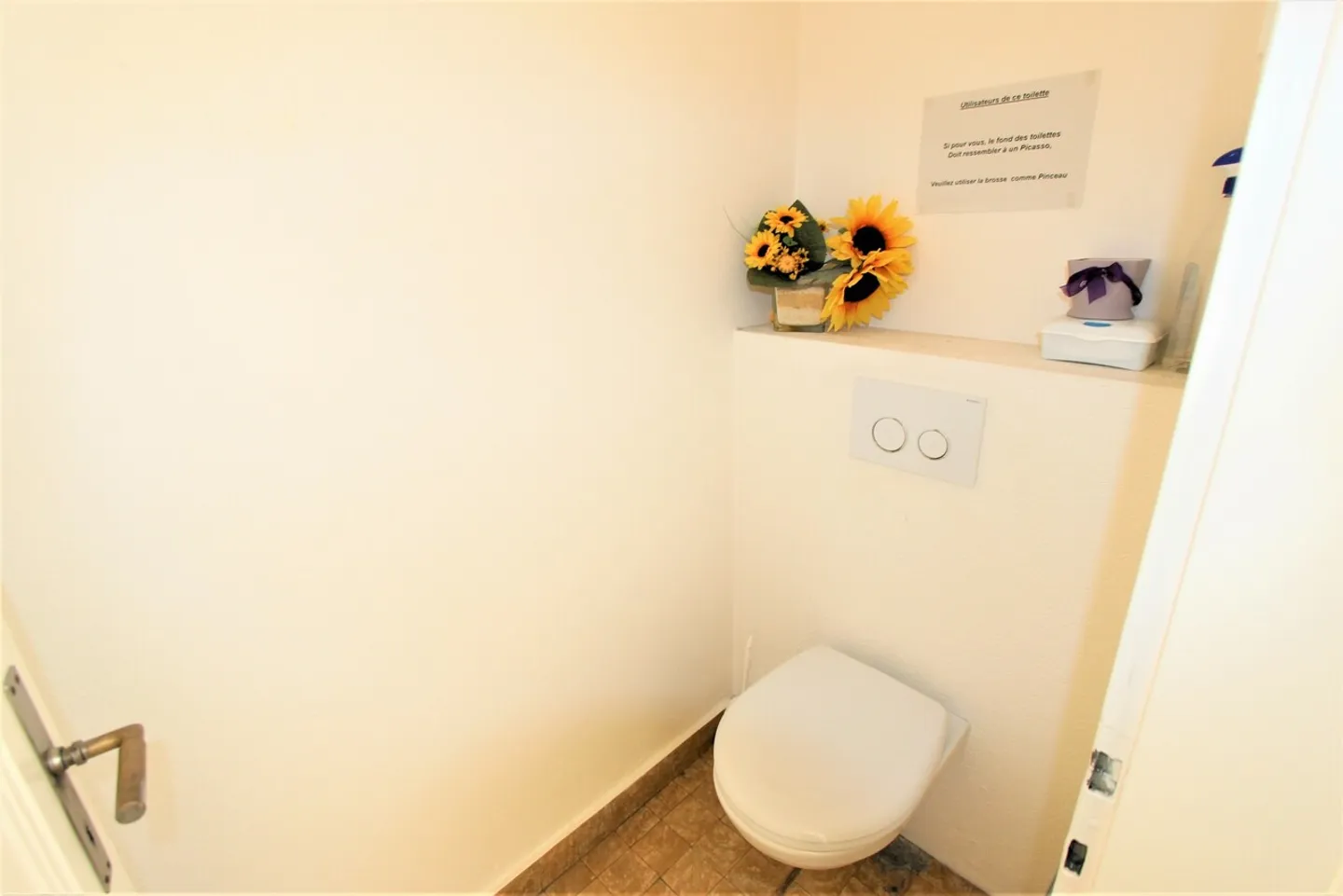 Commercial space for rent in the center of Sierre - Photo 8 of 11