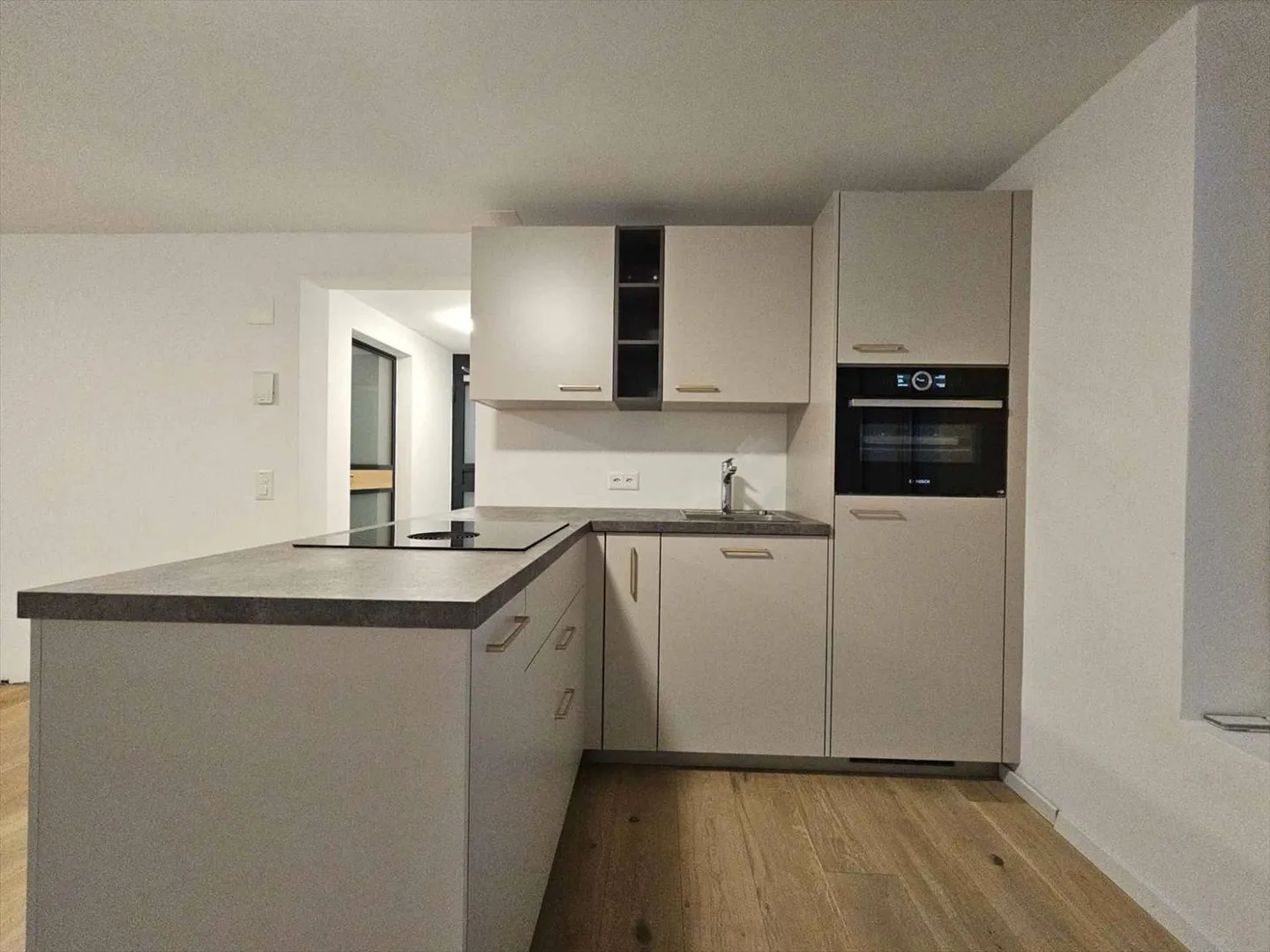 New studio apartment in a new building - Photo 3 of 7