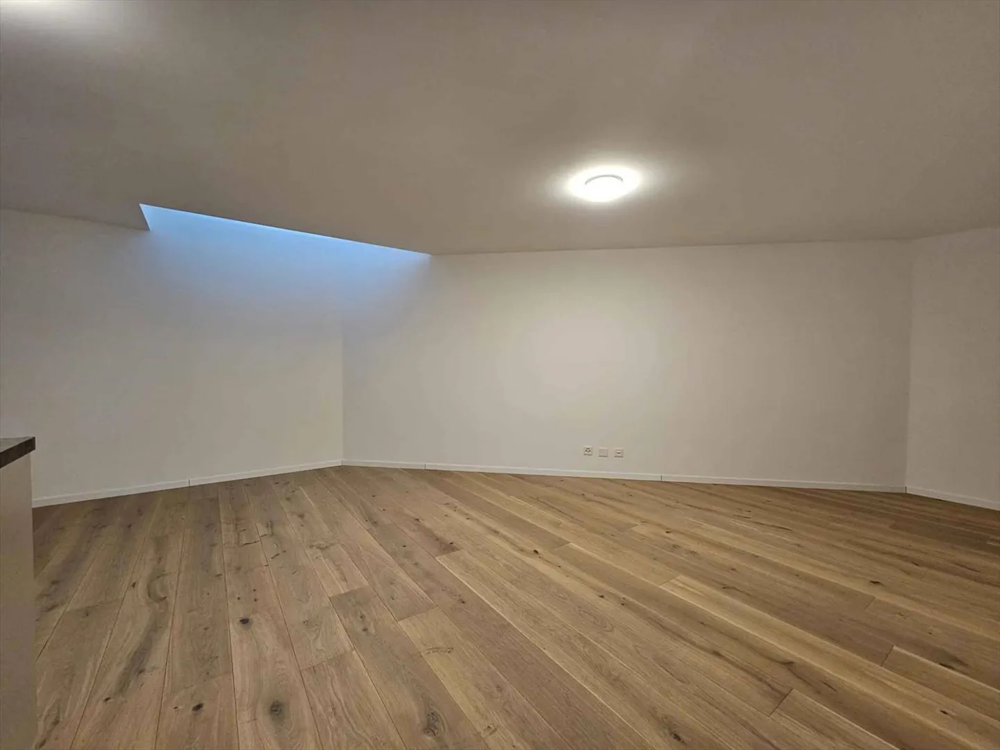 New studio apartment in a new building - Photo 6 of 7