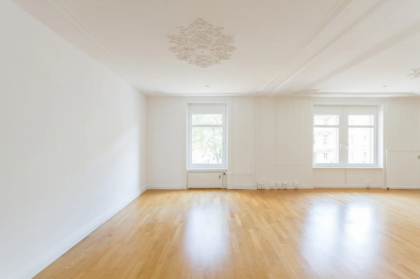 Office in prime location at St. Gallen train station - Photo 8 of 14