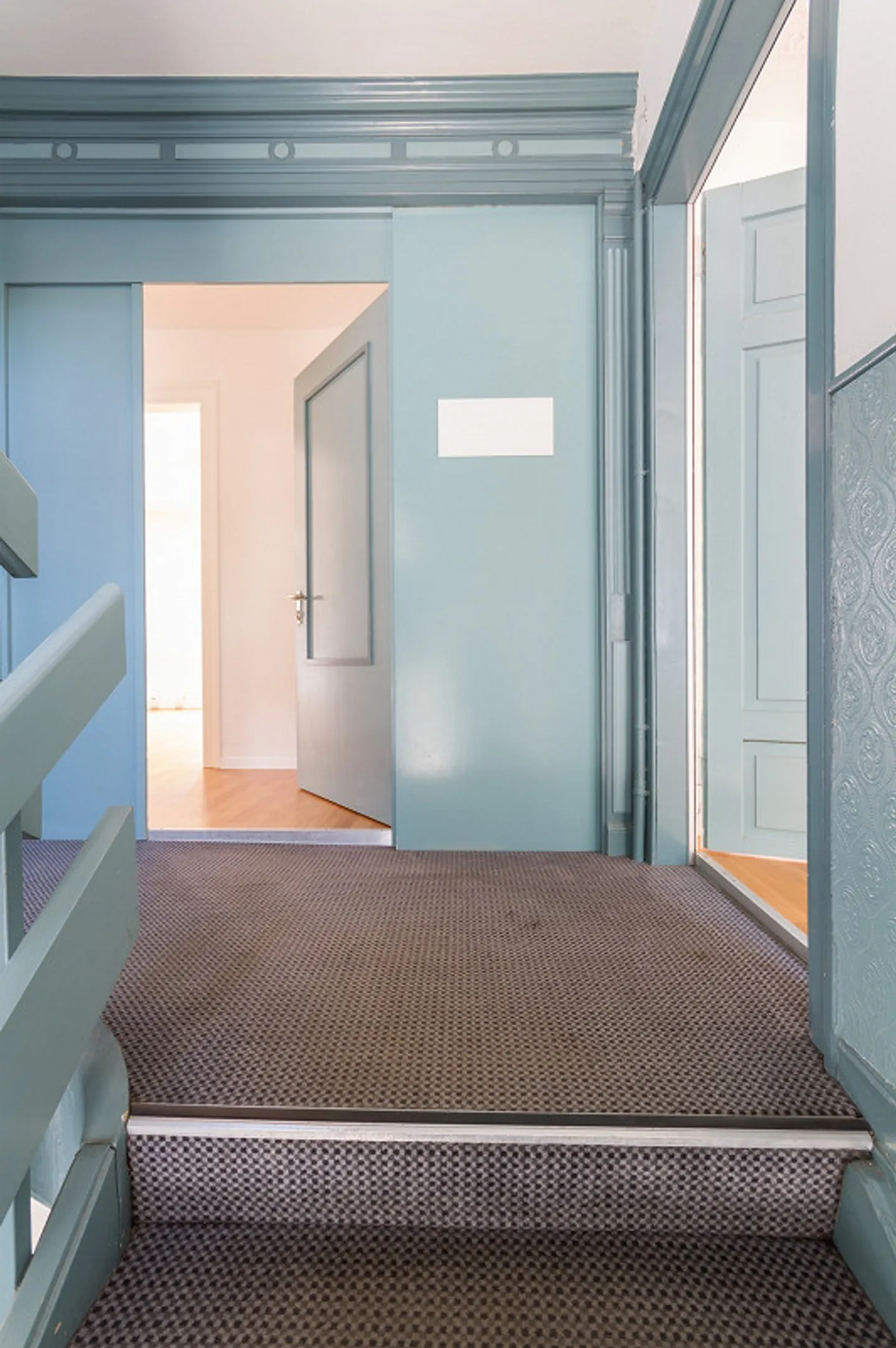 Office in prime location at St. Gallen train station - Photo 11 of 14