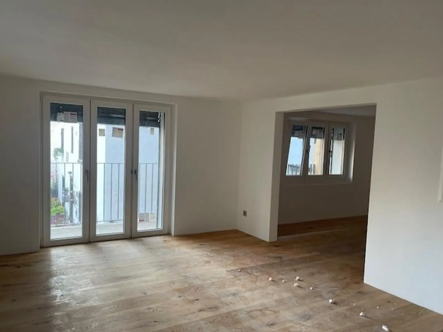 Condominio in un edificio storico recentemente ristrutturato, pronto per essere abitato - Foto 3 di 7