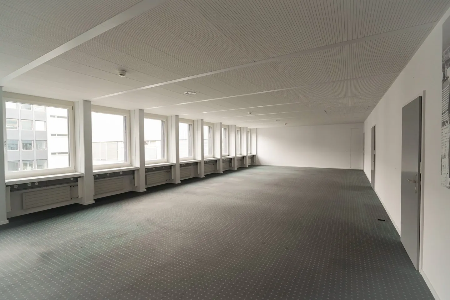 Attractive and flexible office spaces in Dübendorf - Photo 4 of 18