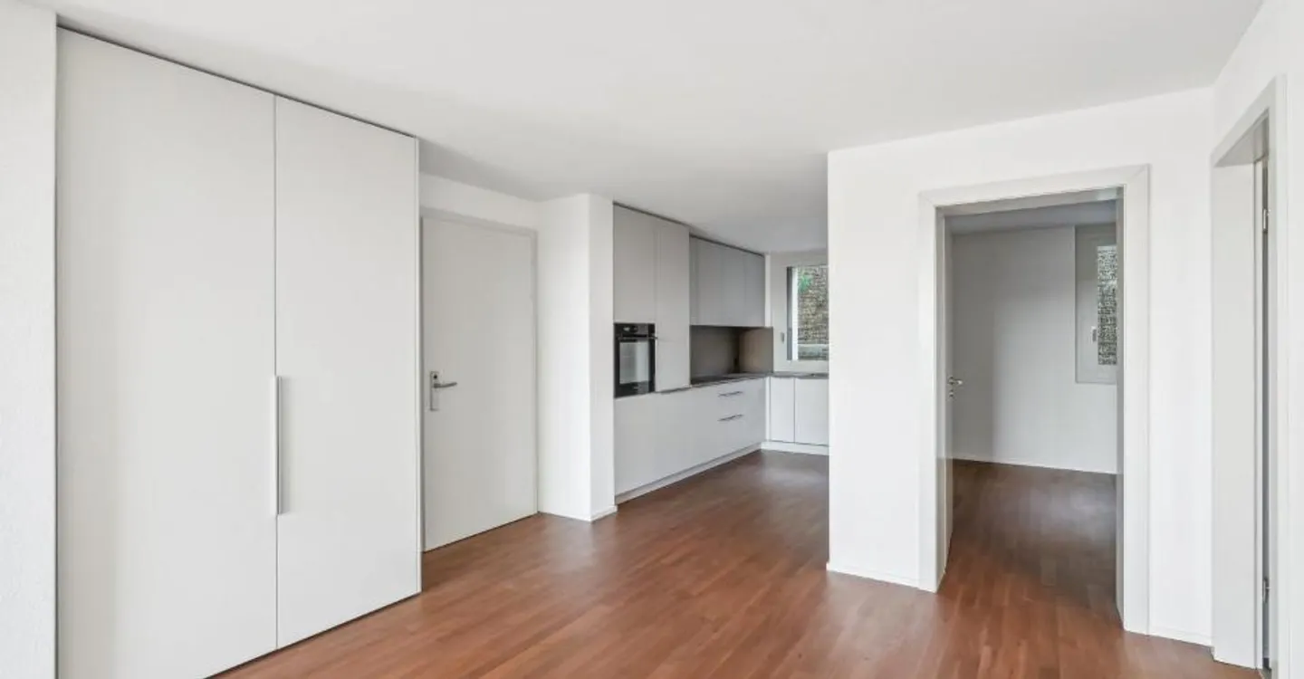 Wunderschöne 2,5 moderne Zimmer von 66m2 mit Balkon - Foto 10 von 11