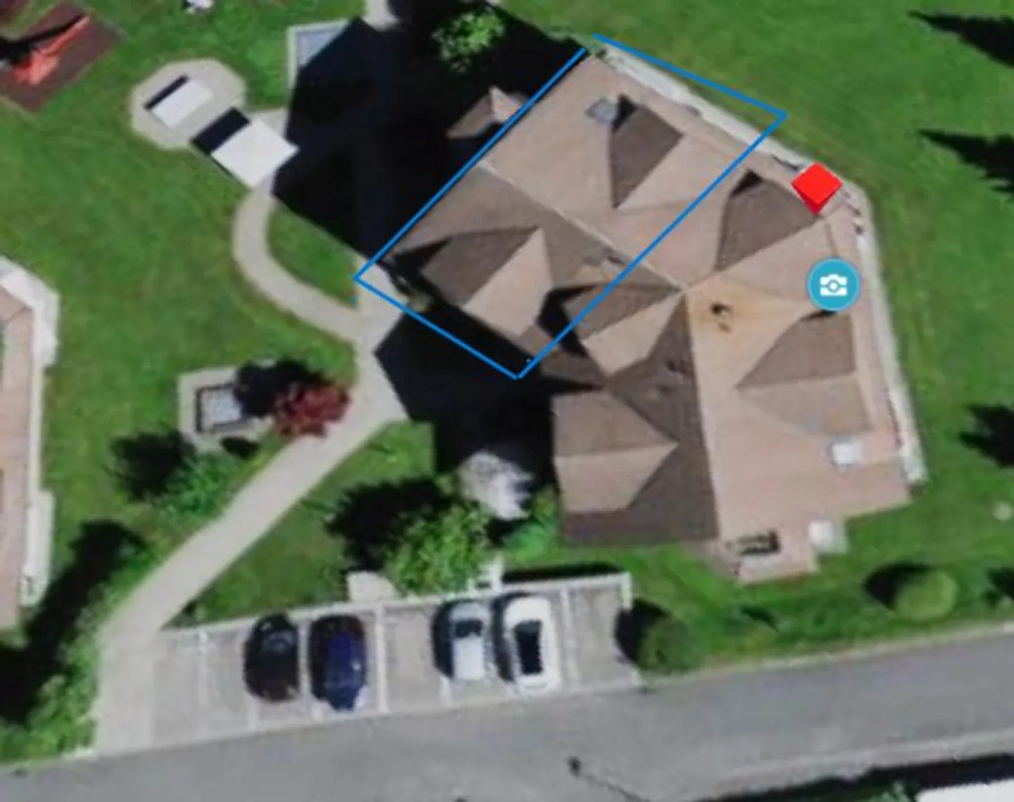 Charmante Dachwohnung in Hergiswil - Foto 1 von 5