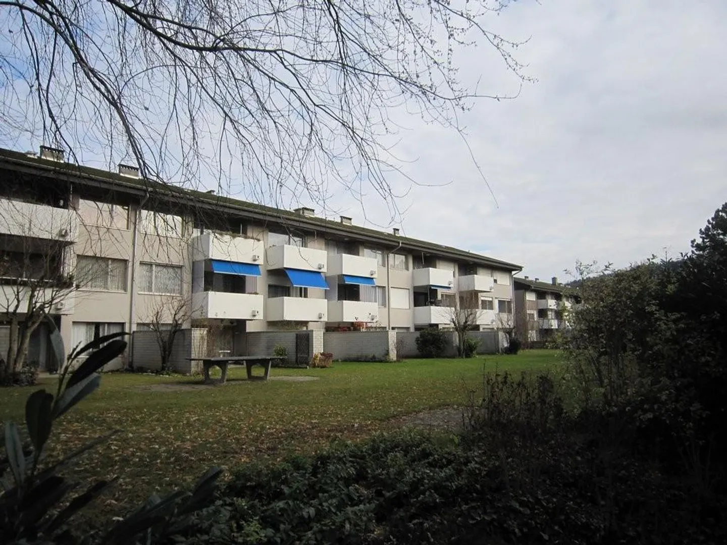 Atelier lumineux dans un endroit calme - Photo 1 sur 5