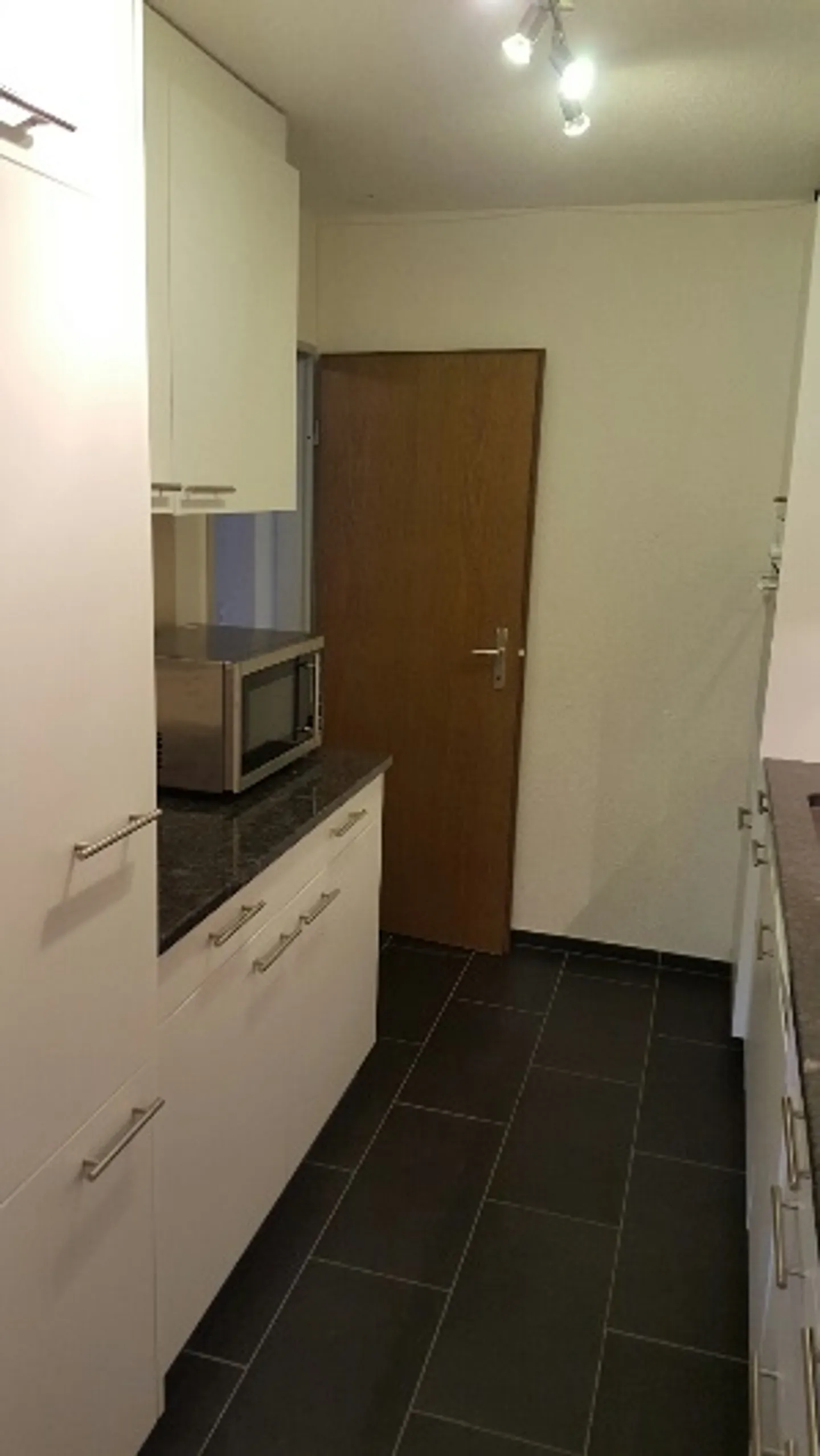 Apartment for rent - Photo 6 of 10