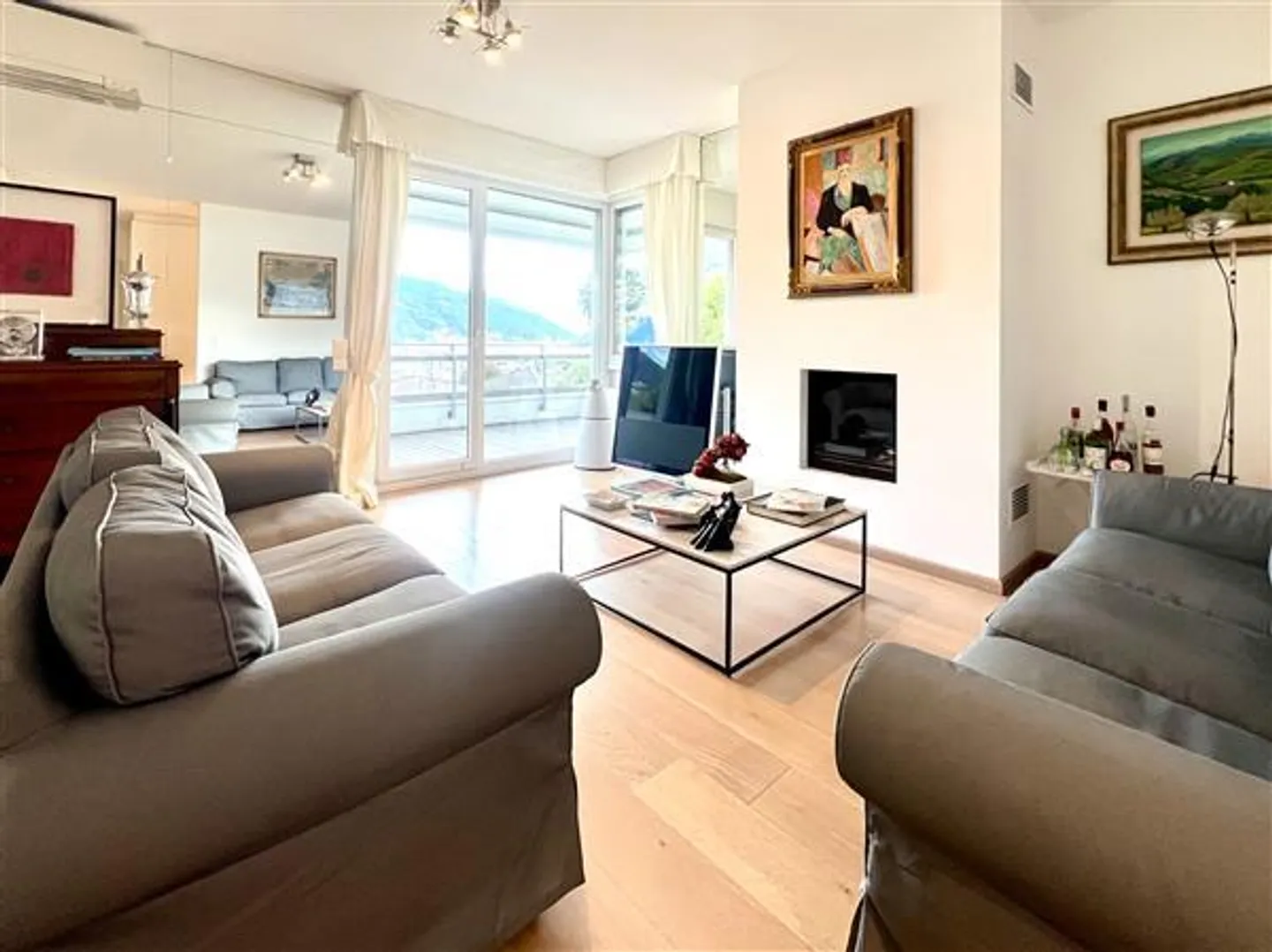 Lugano: Appartamento 4.5 locali - Foto 2 di 9