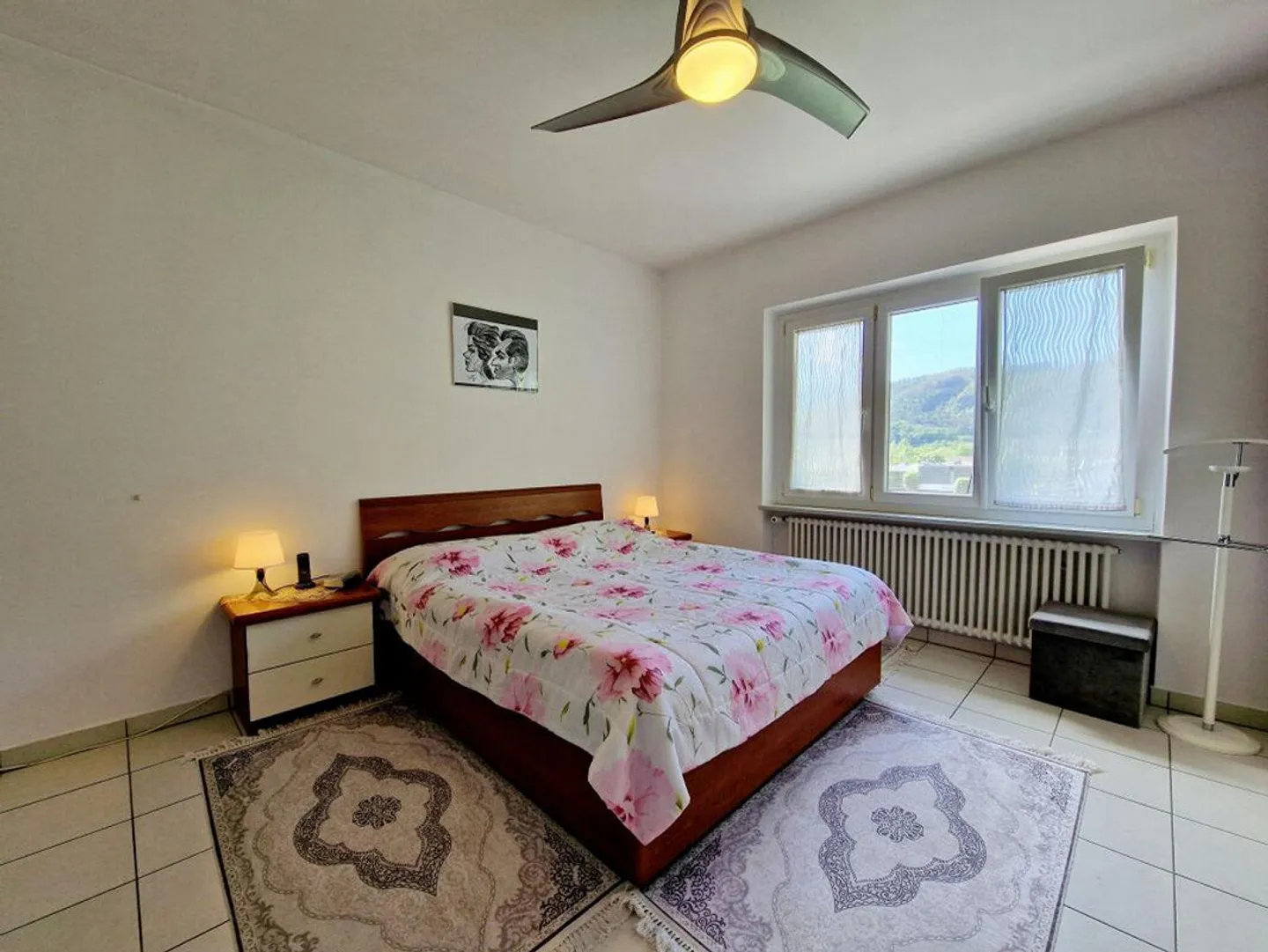 Apartment in a two-family house with 4 ½ rooms and 2 outdoor parking spaces... - Photo 5 of 8