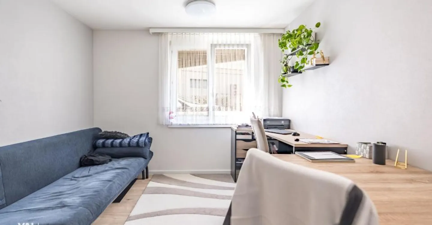 Attractive 2.5-room apartment in Raron - Top location - Photo 3 of 11