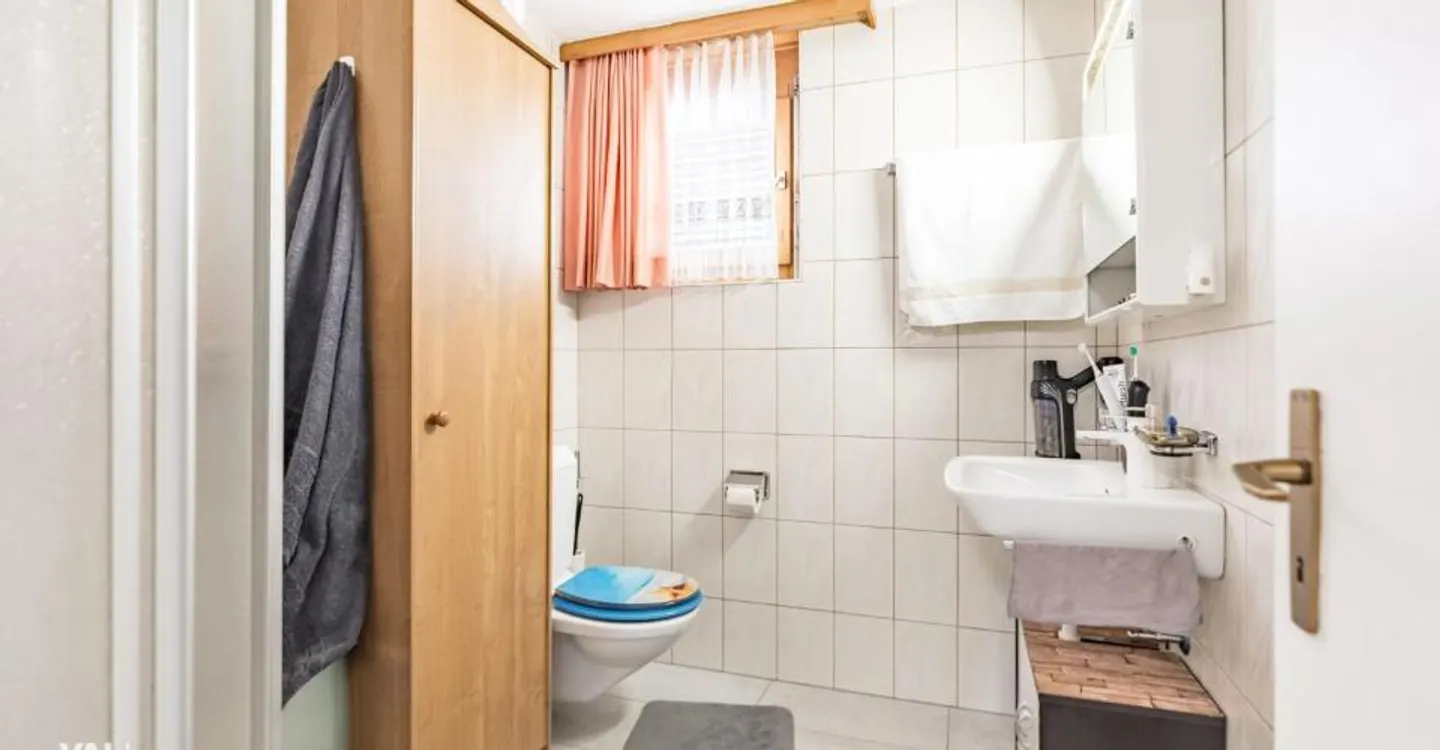 Attractive 2.5-room apartment in Raron - Top location - Photo 7 of 11