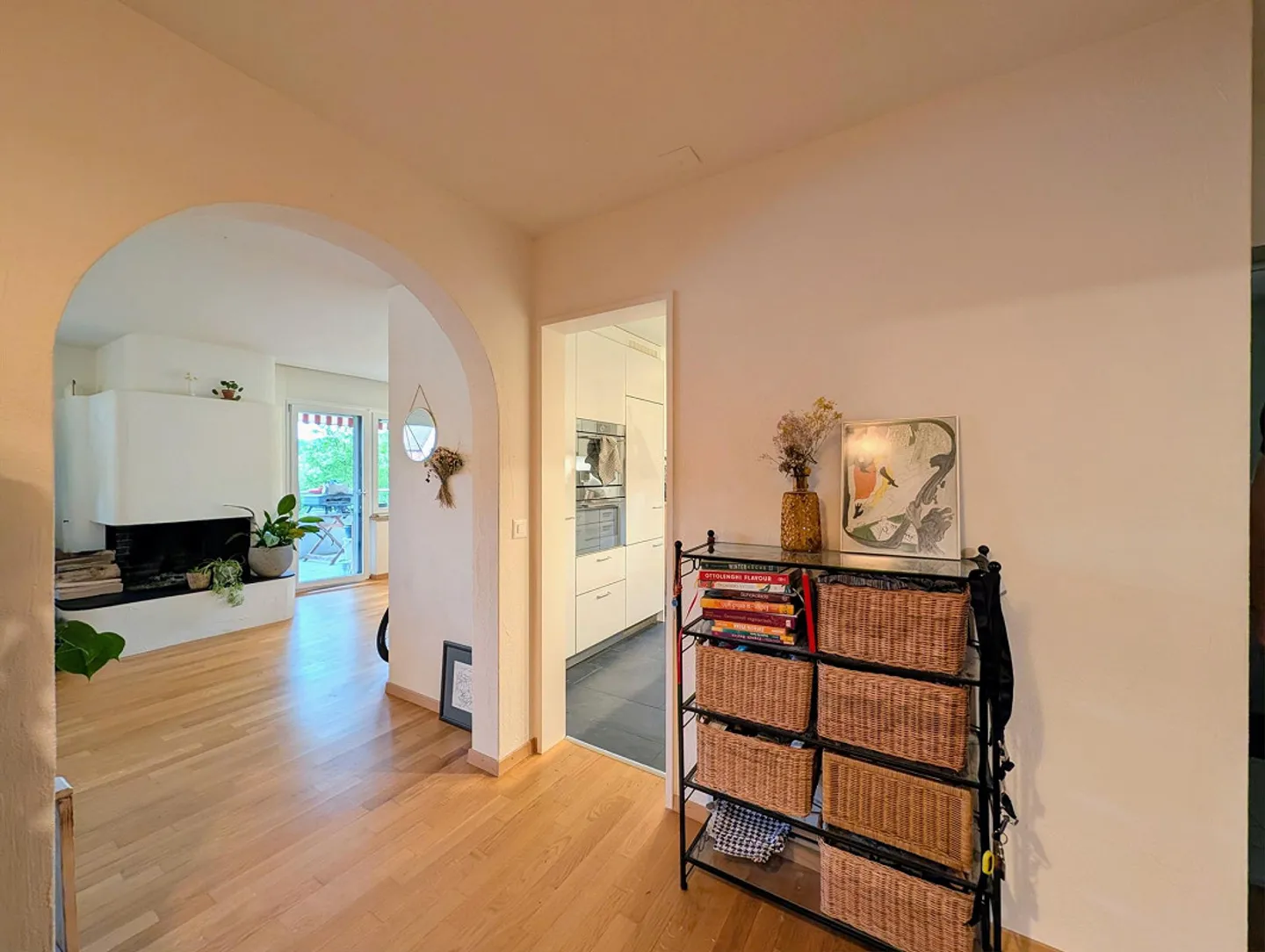 Charming 3.5-room apartment with balcony and lake view in Thalwil - Photo 8 of 11