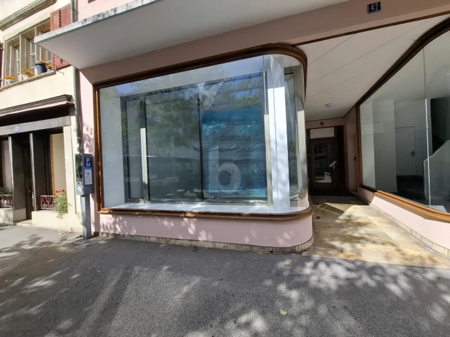 «SPACIEUX ET TRÈS MODERNE» - Photo 1 sur 5