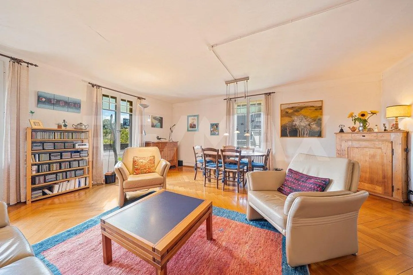 Ideal for large family: 11.5 room house - Photo 5 of 13