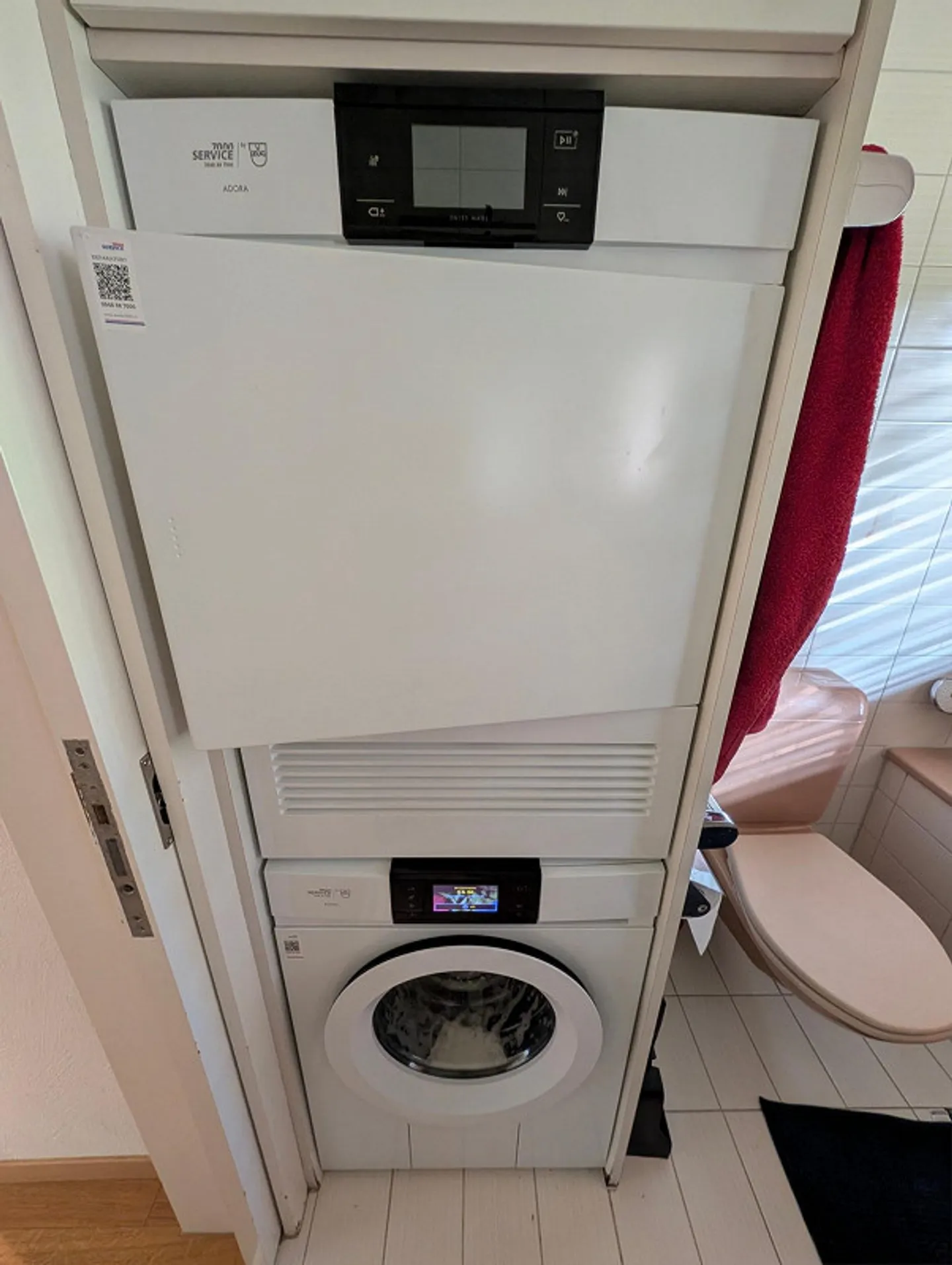 Charming 3.5-room apartment with balcony and lake view in Thalwil - Photo 11 of 11