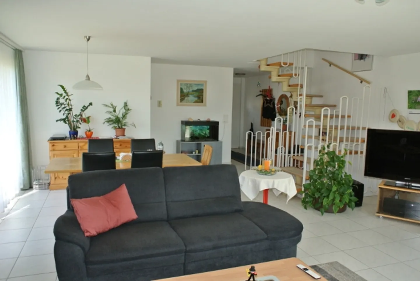 Wohnqualität wie im Einfamilienhaus  Tolle 5.5 Zimmer Gartenwohnung - Foto 6 von 14