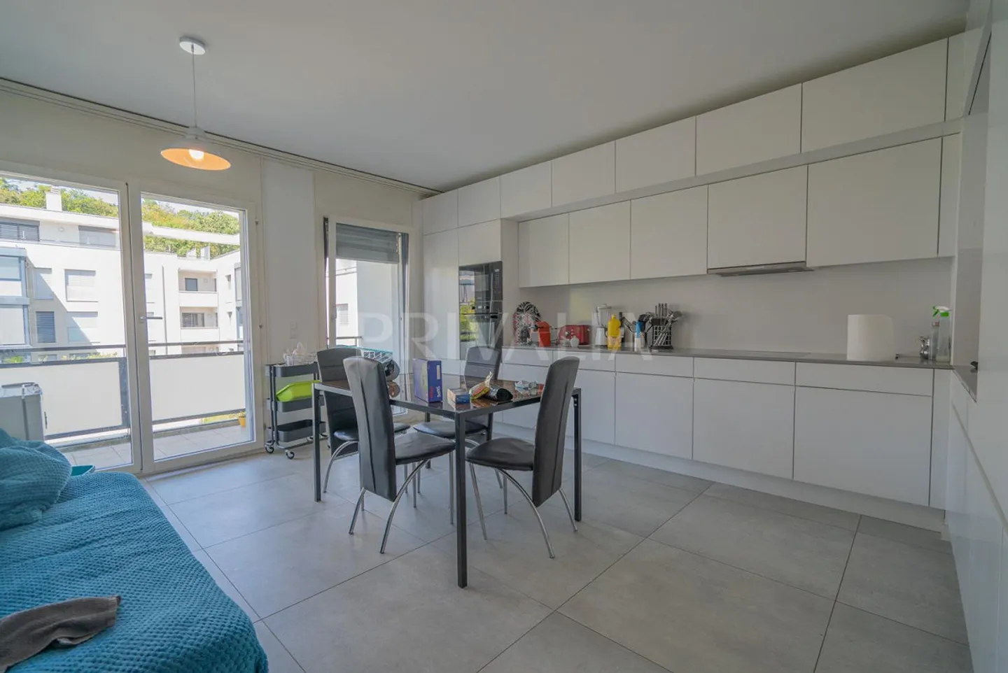 Apartment for rent - Photo 2 of 6