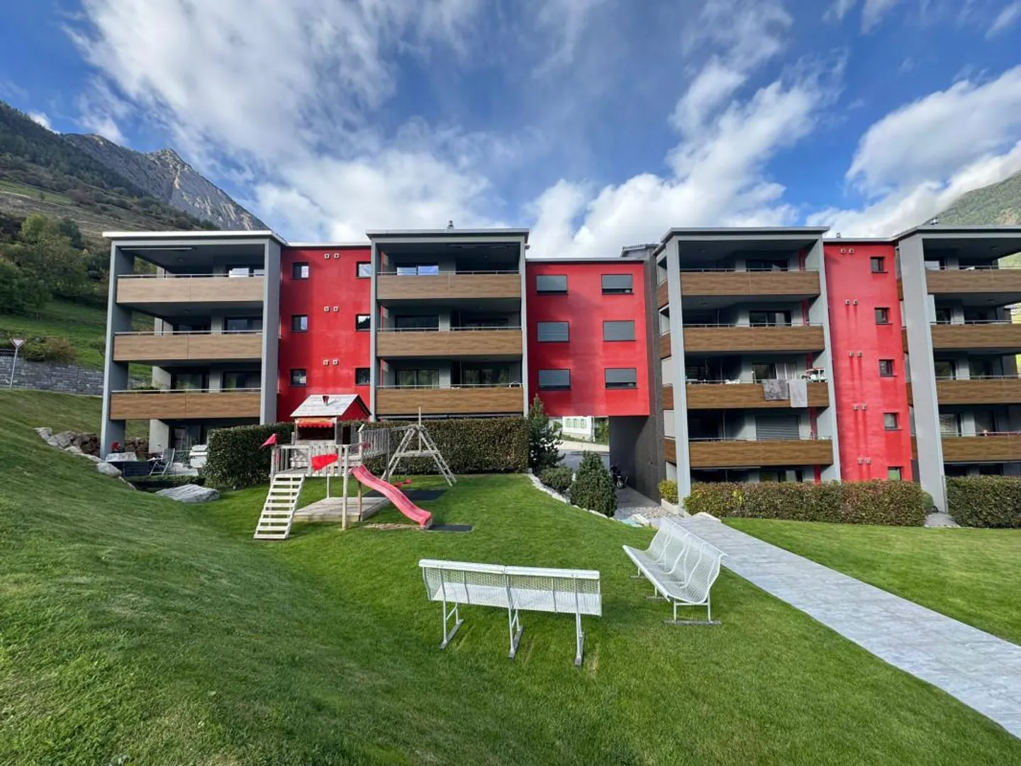 Magnificent 4.5 rooms in Orsières - for mountain lovers - Photo 1 of 15