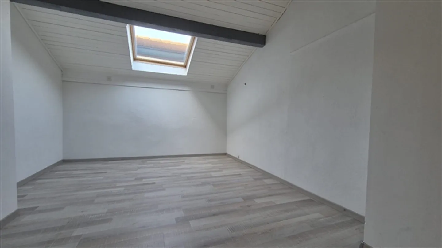 Incantevole appartamento duplex 3,5 locali a Prangins - Foto 6 di 8