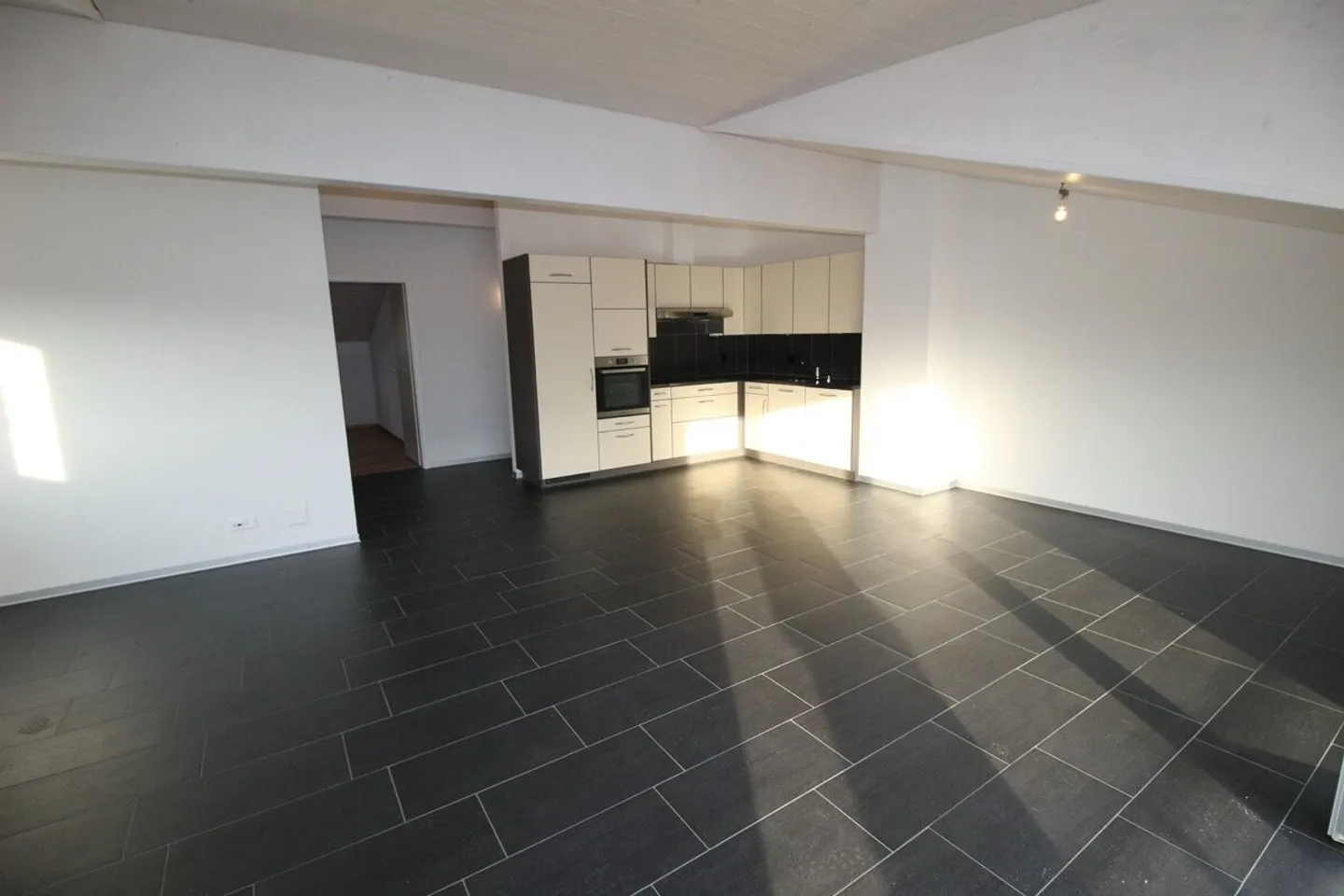 Geräumige 4½ Zimmer Wohnung - Foto 2 von 10