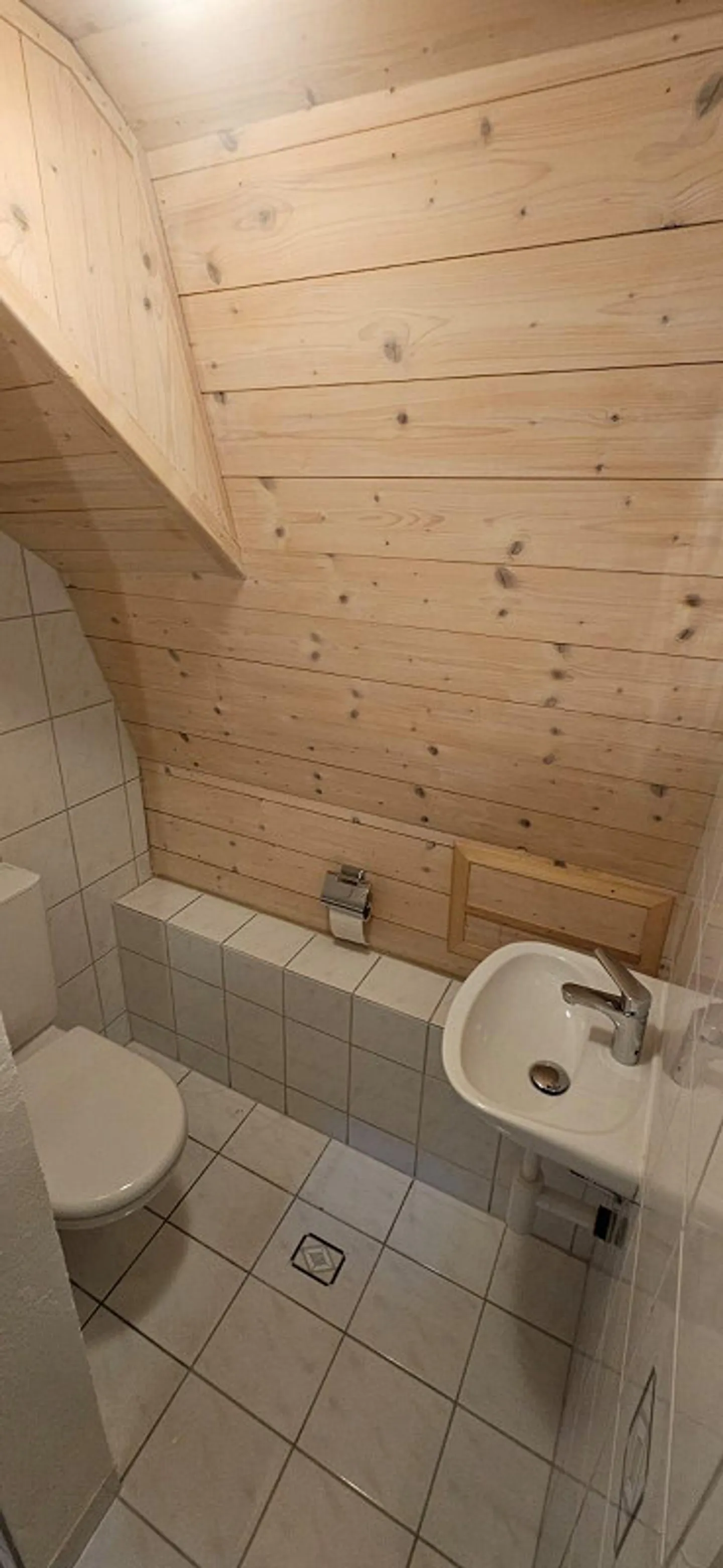 Spacious 4.5 Room Maisonette Apartment - Photo 12 of 19