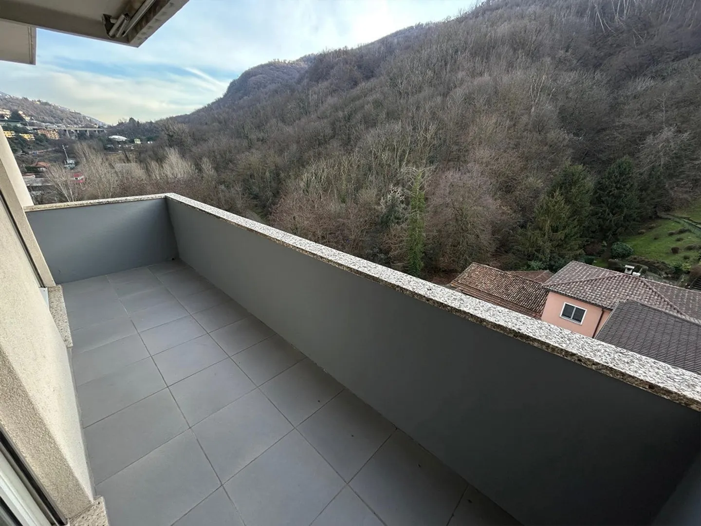 Suche einen Nachmieter für eine moderne 2,5-Zimmer-Wohnung in Chiasso - Foto 9 von 10