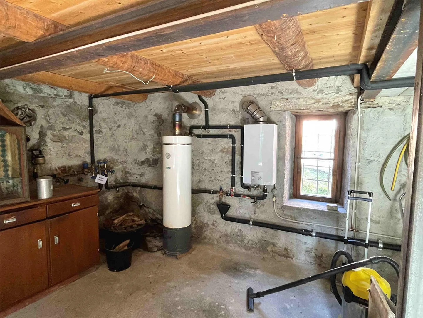 Rustic properties well restored immersed in nature - Photo 12 of 22