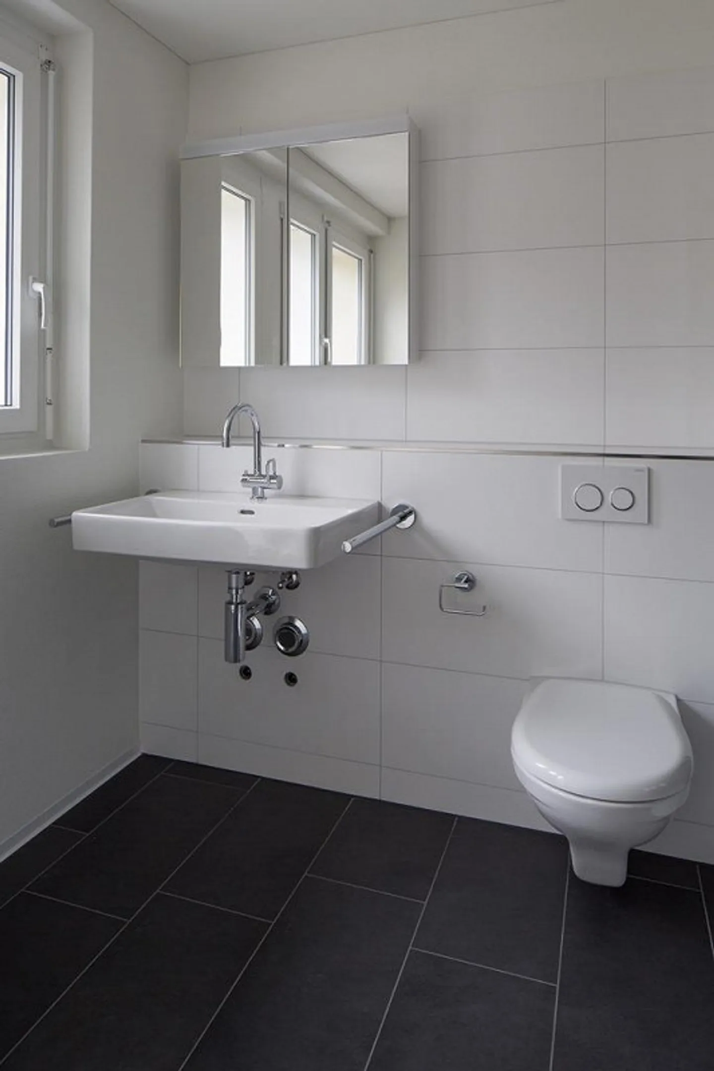 small but fine, 2-room apartment with charm - Photo 3 of 6