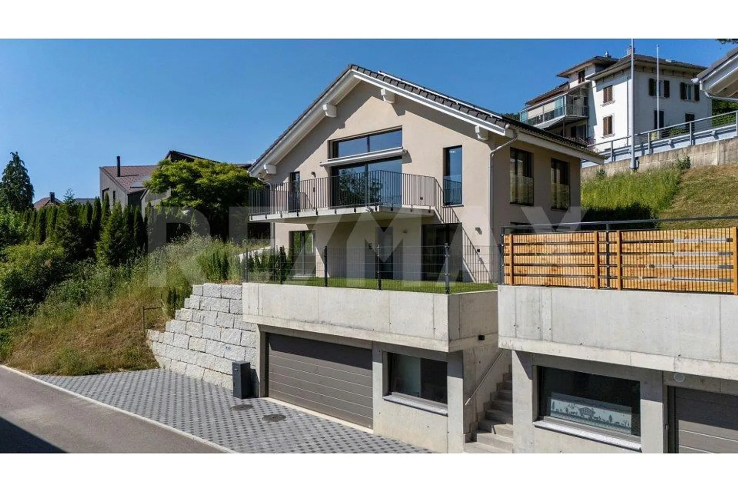Newly Built Single-Family Home with 5½ Rooms and Gallery - Photo 1 of 13