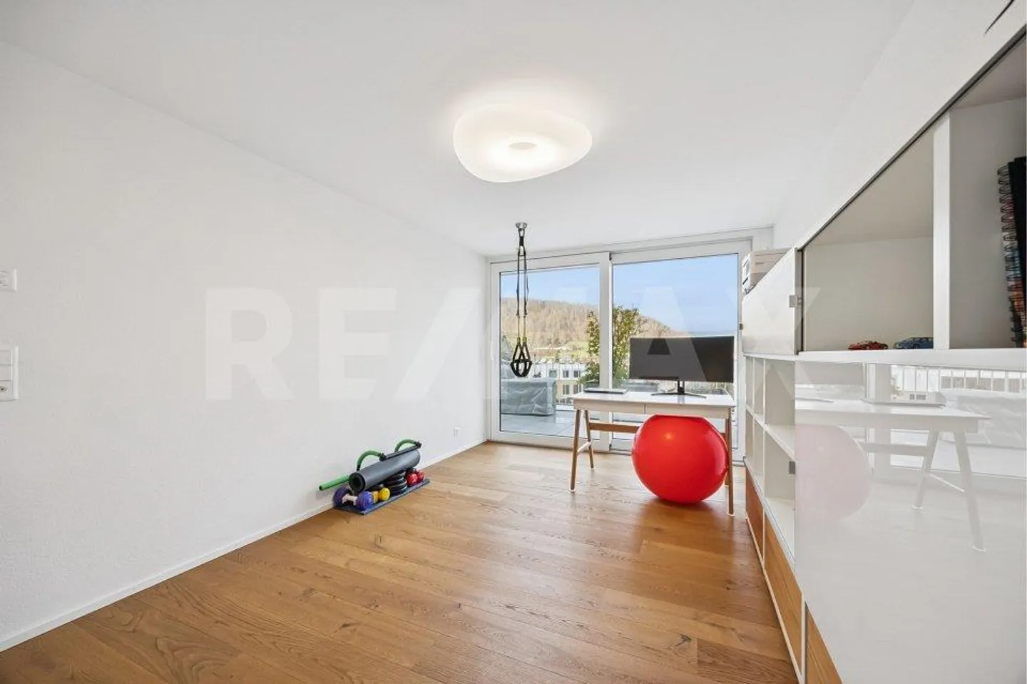 Moderner Wohntraum mit attraktivem Ausblick... - Foto 13 von 13