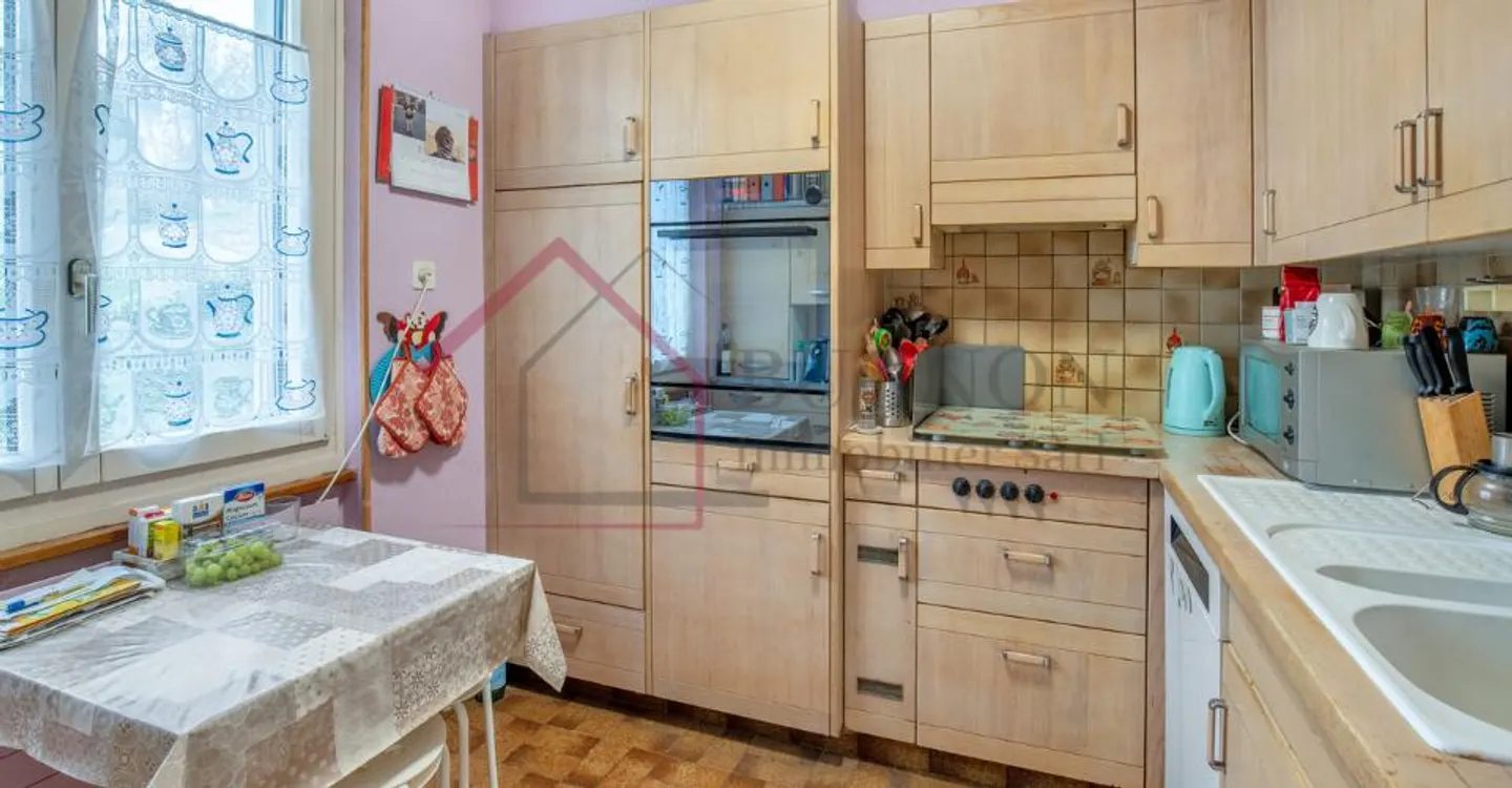 Villa familiale avec terrasse et piscine - Photo 3 sur 10