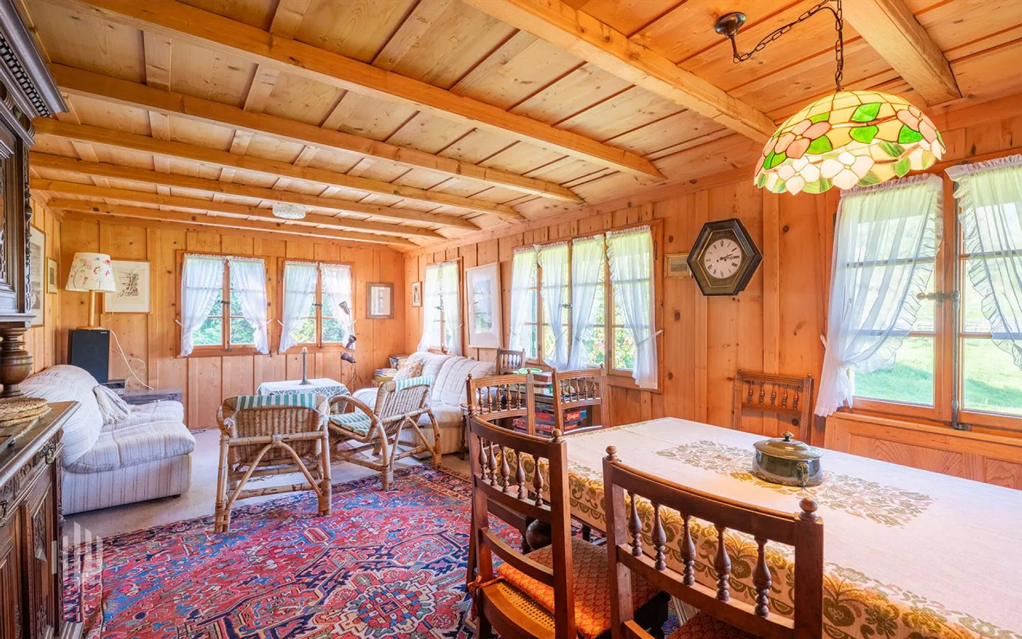 ImmoWyss - Rustic Chalet with Large Land Reserve and Niesen View - Photo 5 of 8