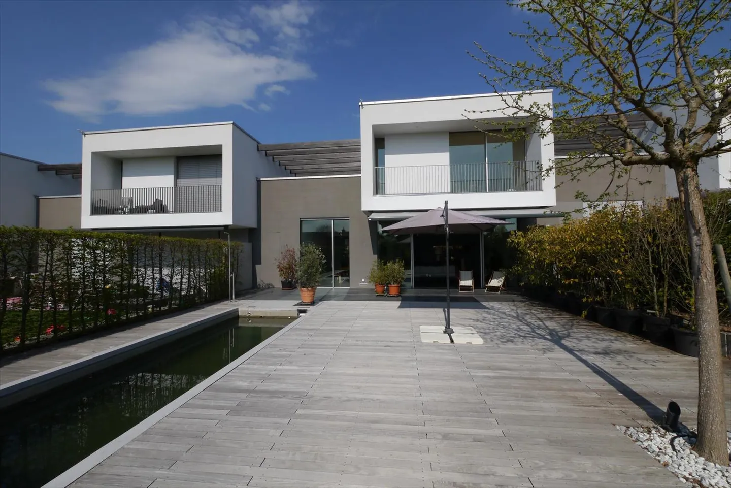 Casa singola in affitto - Foto 2 di 10