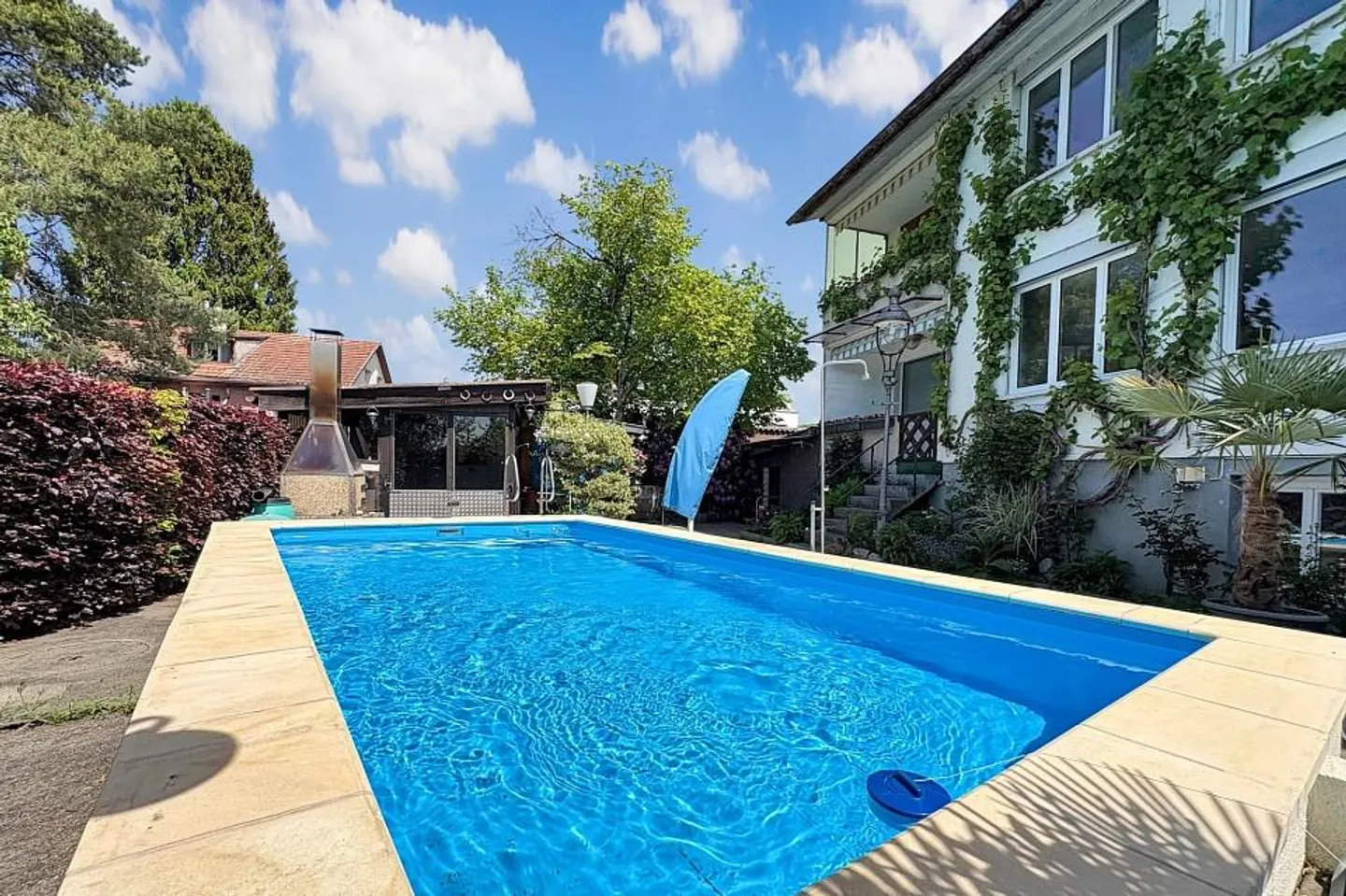 Maison bifamiliale avec piscine et jardin magnifique au bord de la Worble - Photo 2 sur 13